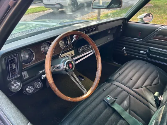 Vehicle Image 16 - 1970 Oldsmobile Cutlass				