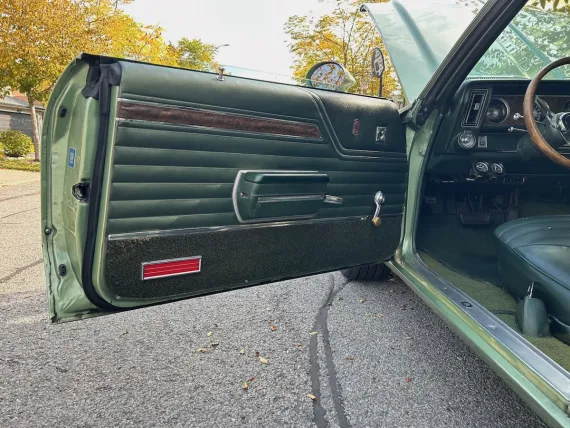 Vehicle Image 11 - 1970 Oldsmobile Cutlass				
