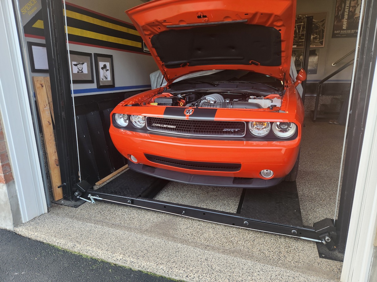 2009 Dodge Challenger SRT-8