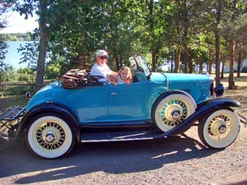 1930-Chevrolet-Rumble-Seat-Roadster-000
