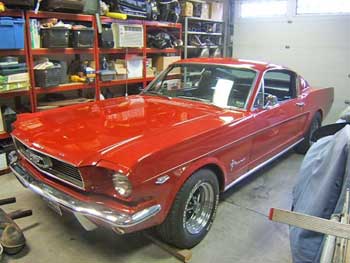 1966-Ford-Mustang-Fastback-K-Code-00
